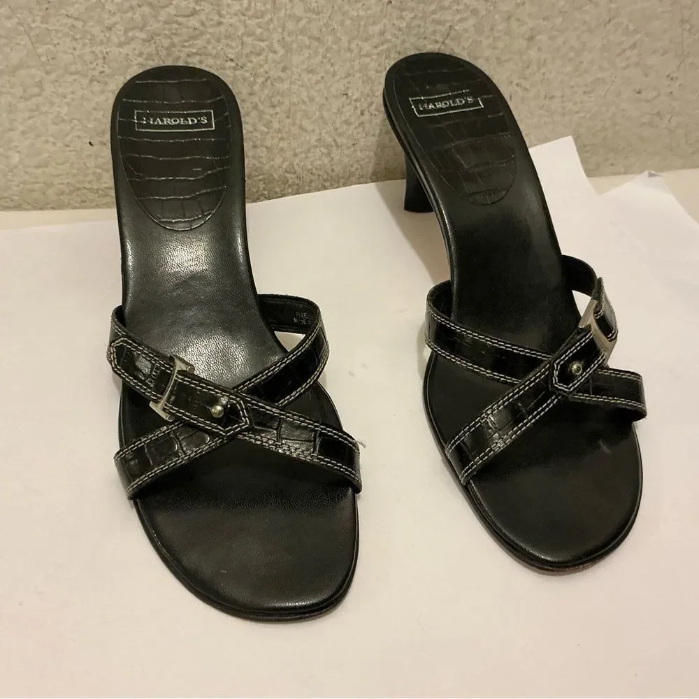 Harold’s black with white stitches Size 10 M slip on sandals